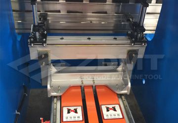 后擋料.jpg 后擋料.jpg